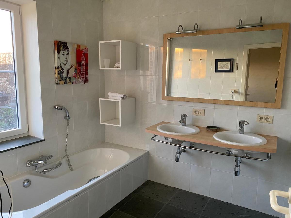 Vakantiewoning Jerome Хёвелланд Экстерьер фото